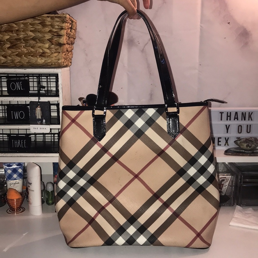 *Authentic* Burberry Handbag